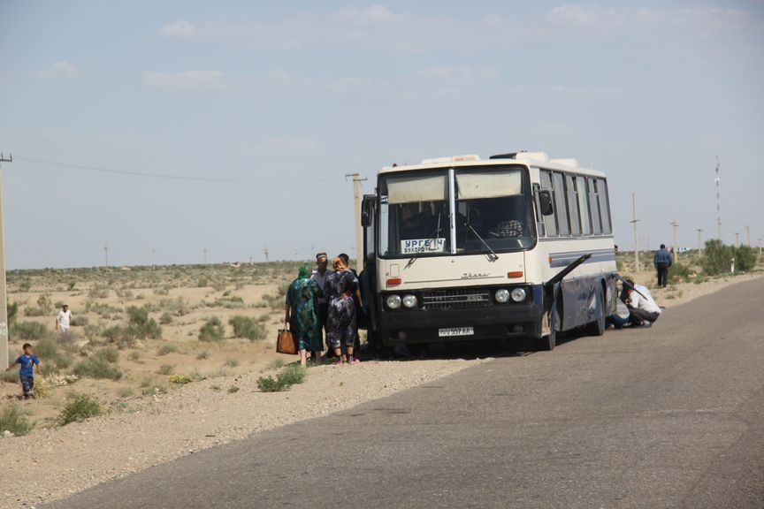 Route pour Boukhara.